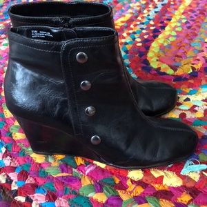 Aero soles black booties
